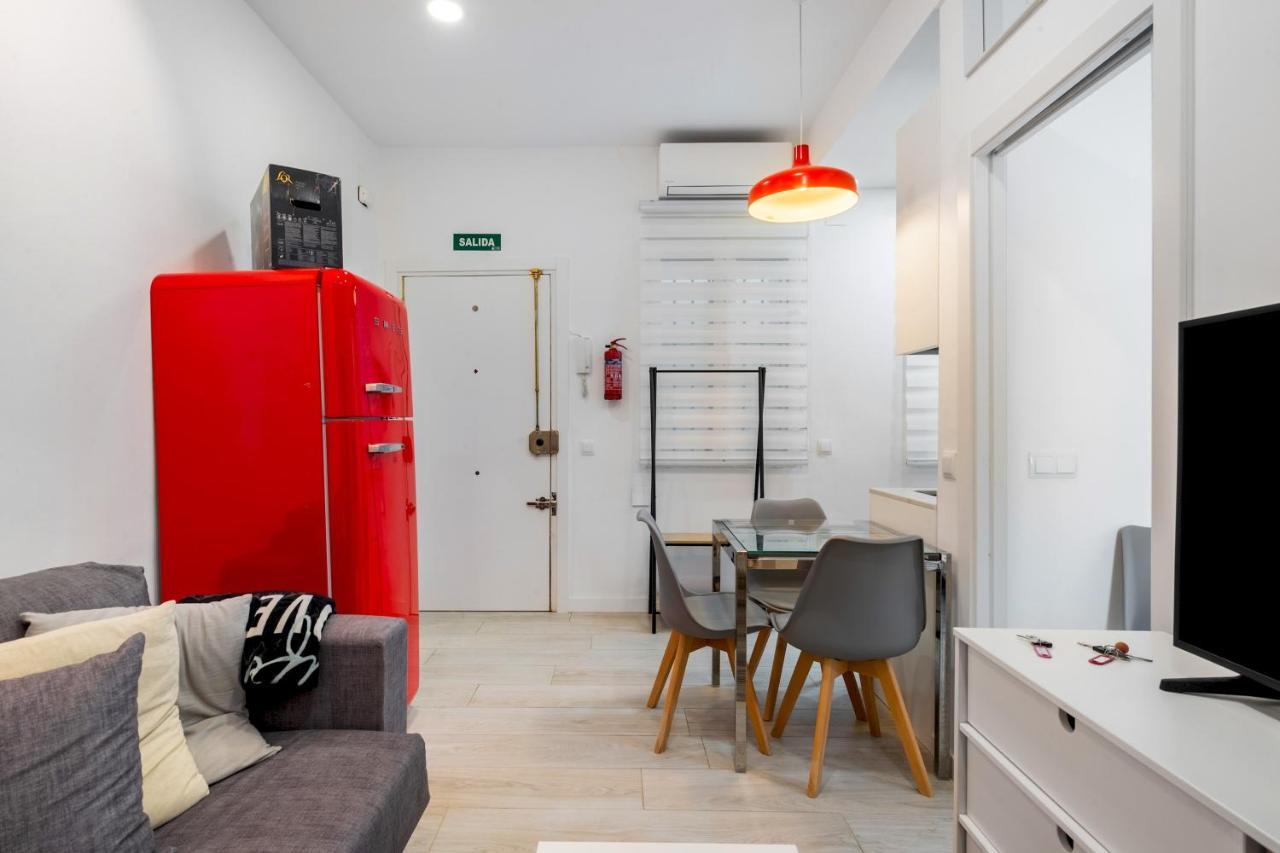 Modern Apartment - 1Bedroom 1Bathroom - Chueca マドリード エクステリア 写真